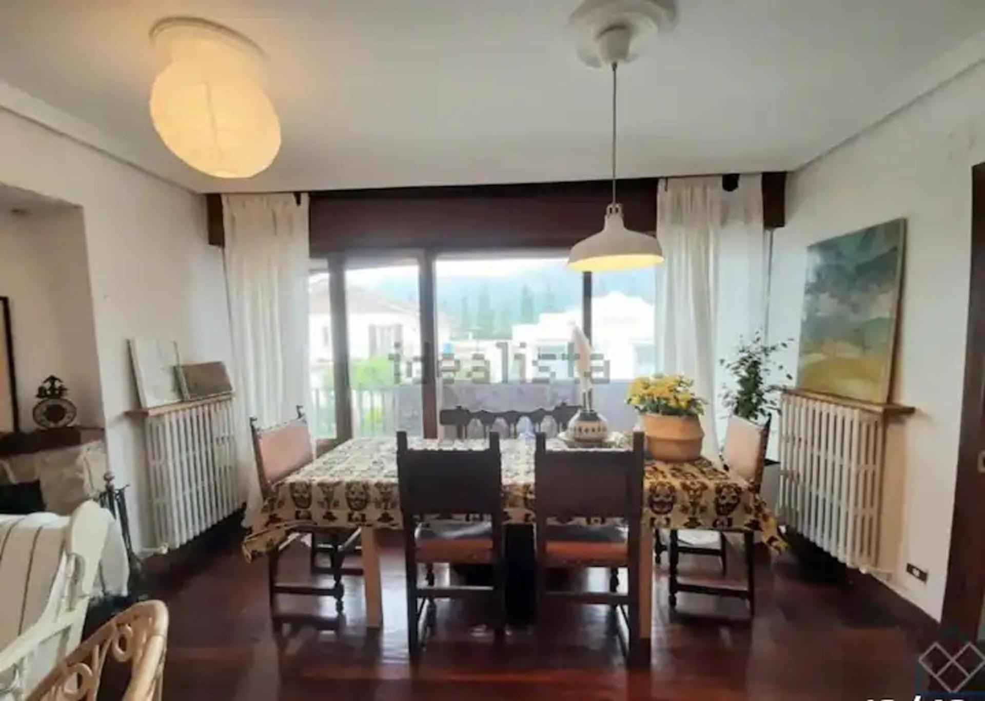 3-Bed Artist Chalet Near San Sebastian Sleeps 6 Arruazu Kültér fotó